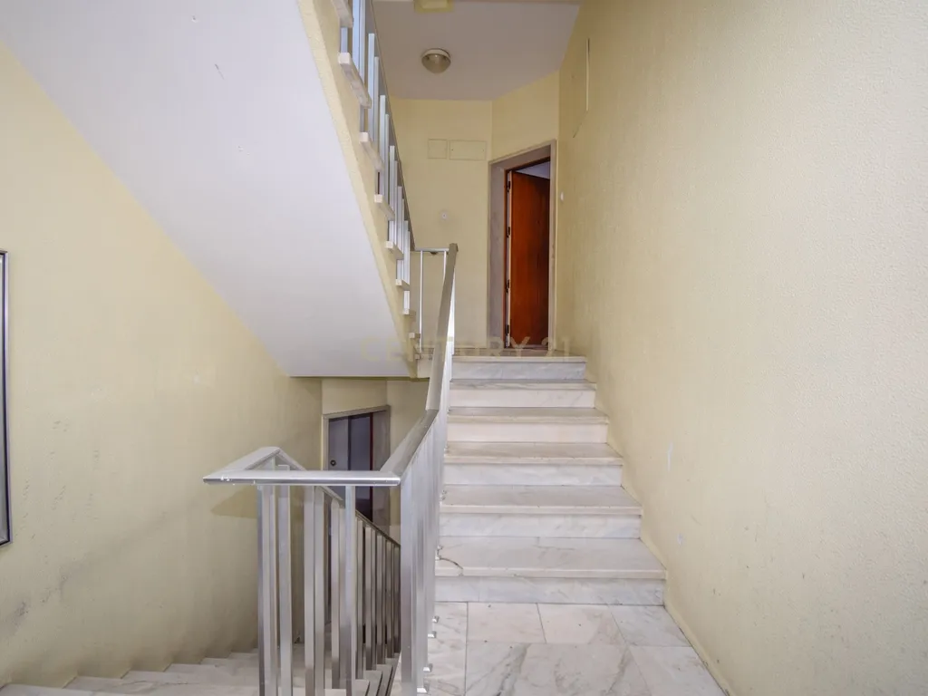 T3 em Alfragide com 125 m² – Oportunidade para Remodelação com Potencial - Image 22