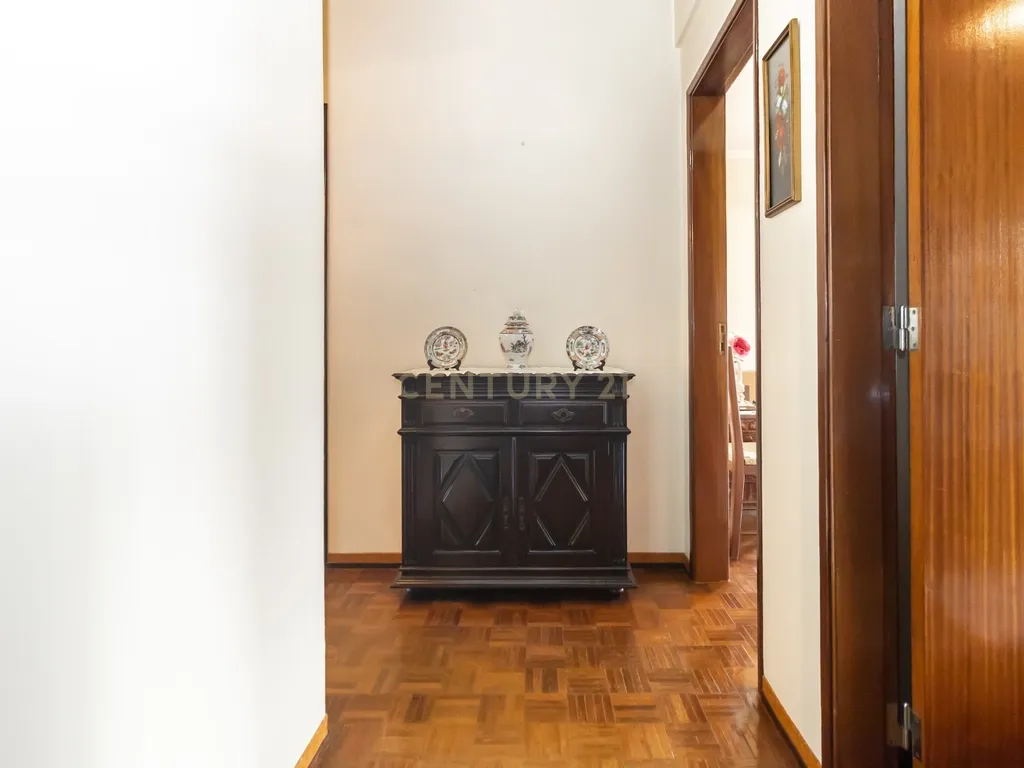 Apartamento T3 em Amora, Seixal - Image 6