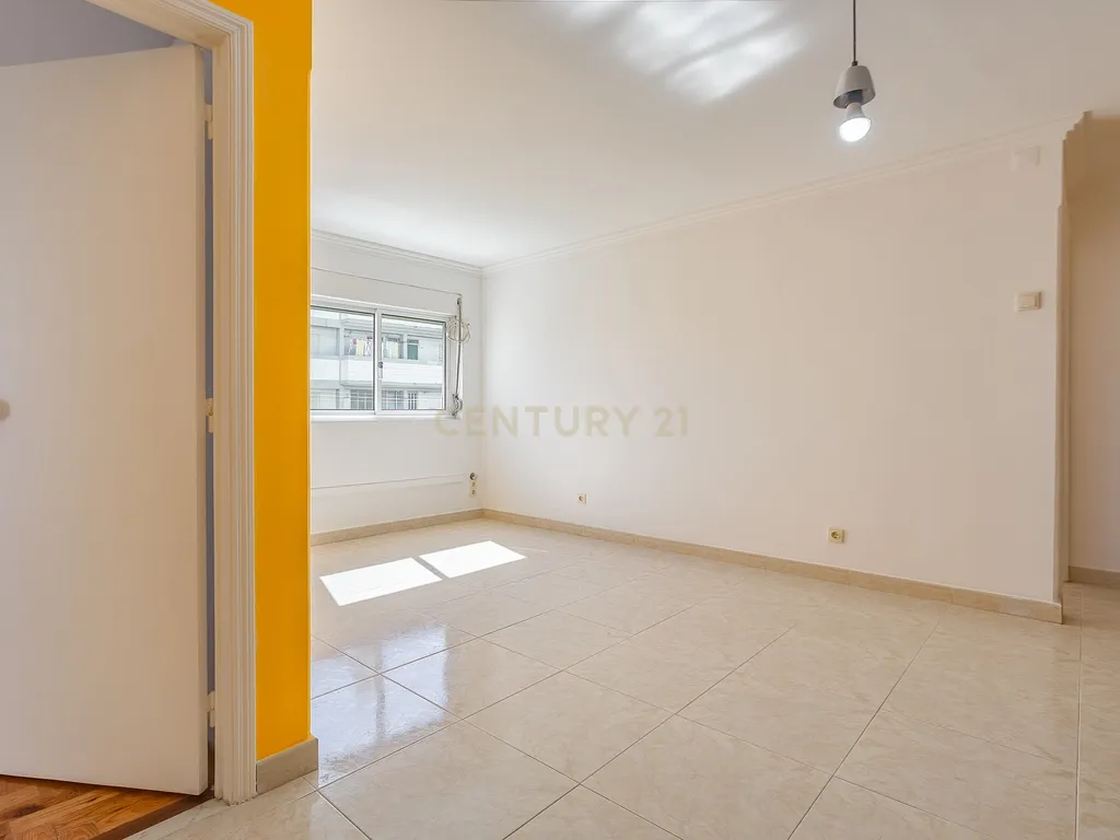 Apartamento T3 em Marvila, Lisboa - Oportunidade Única! - Image 15