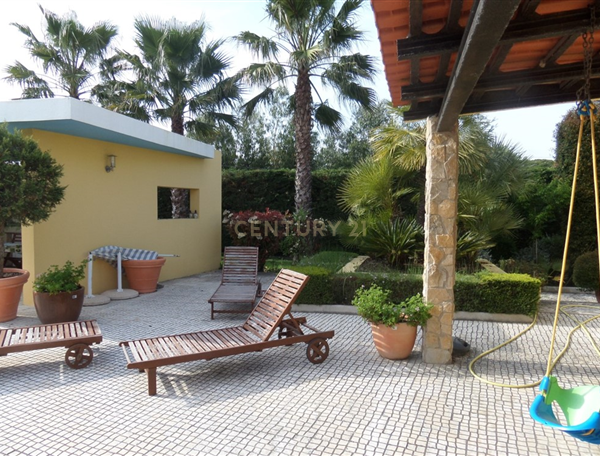 Moradia T4 em Alhos Vedros - Image 6