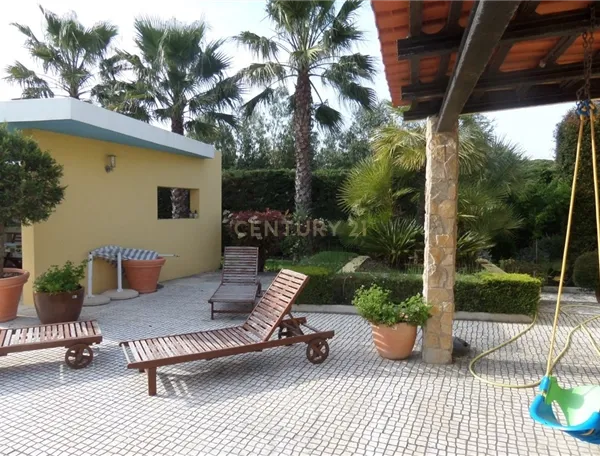 Moradia T4 em Alhos Vedros - Image 6