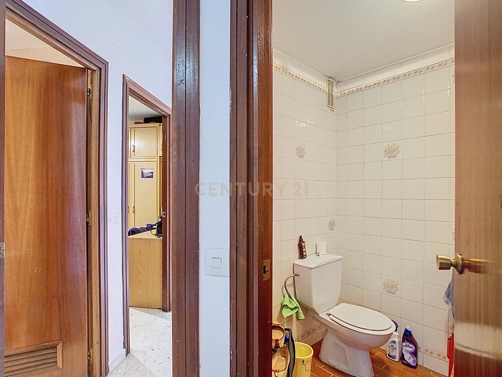  - Image 21