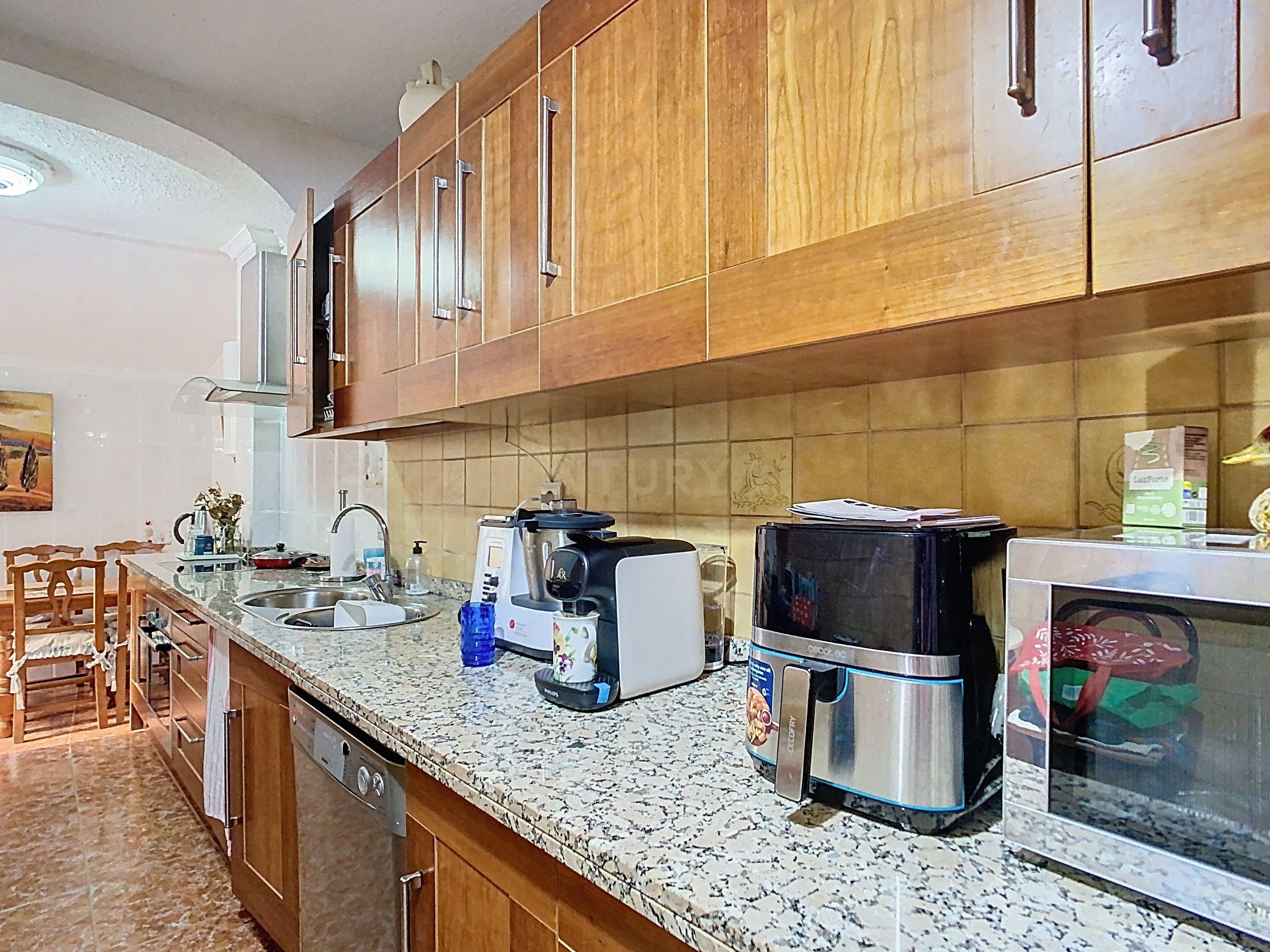 - Image 5