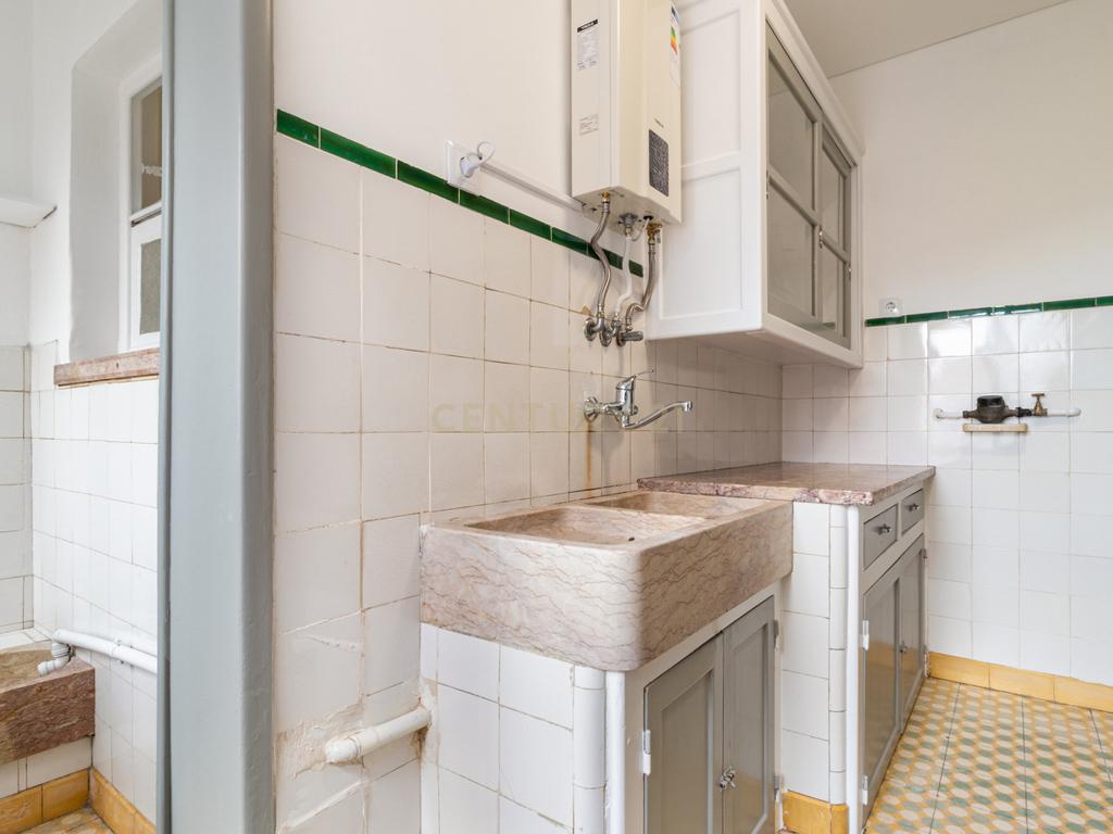Apartamento T1 renovado, na Pontinha, Odivelas. Para Arrendar! - Image 11