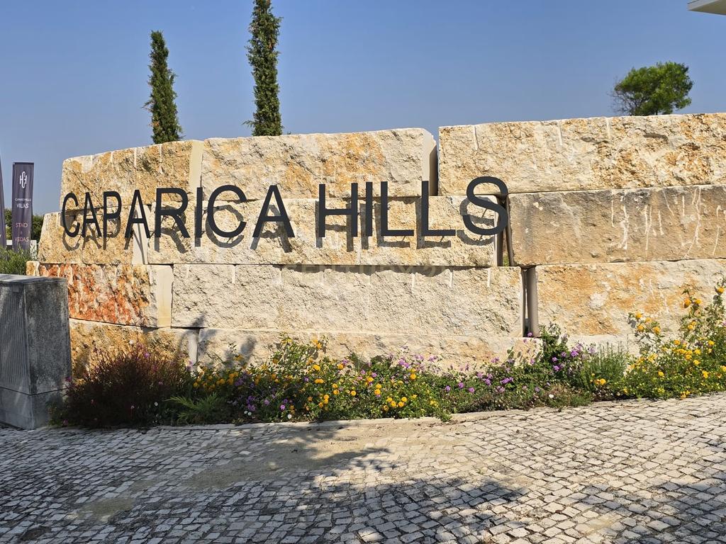 752 m² de Exclusividade num Novo Condomínio na Aldeia dos Capuchos. - Image 34