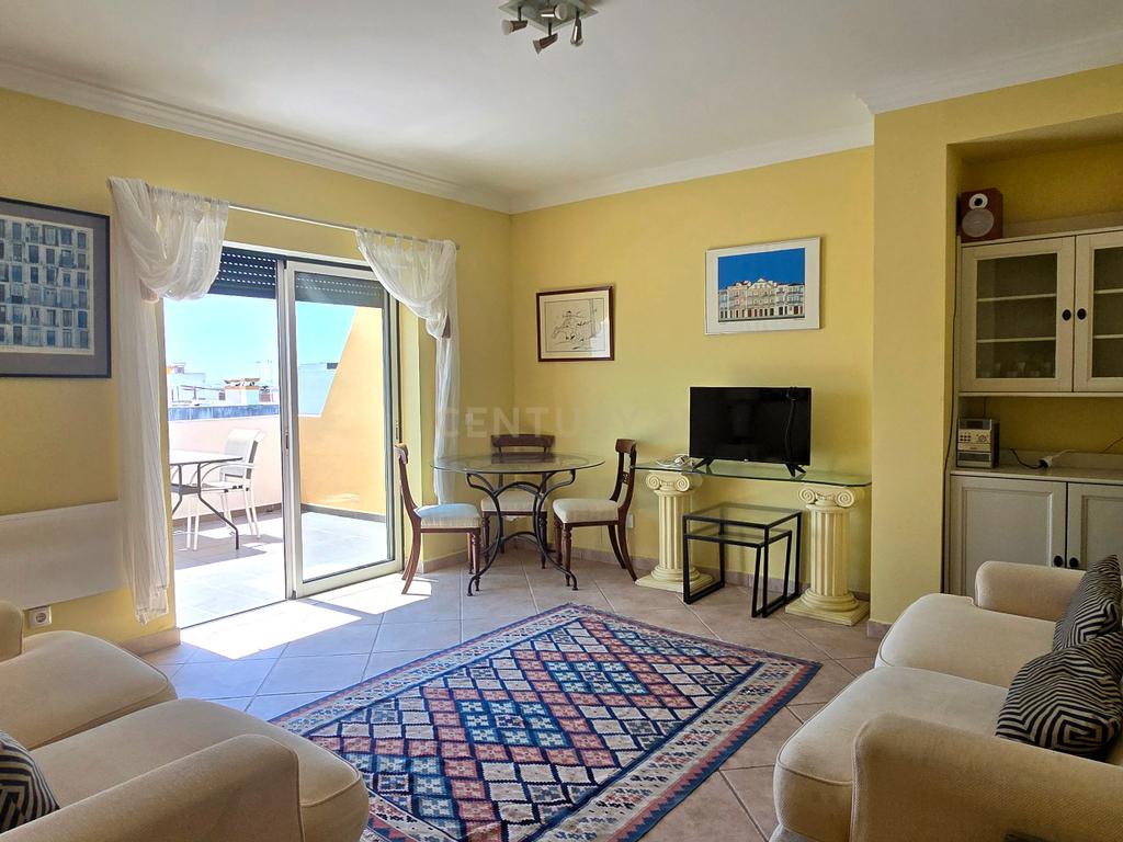 Apartamento T1 com Piscina, Terraço e Garagem | Arrendamento Anual | Santa Luzia, Tavira - Image 8