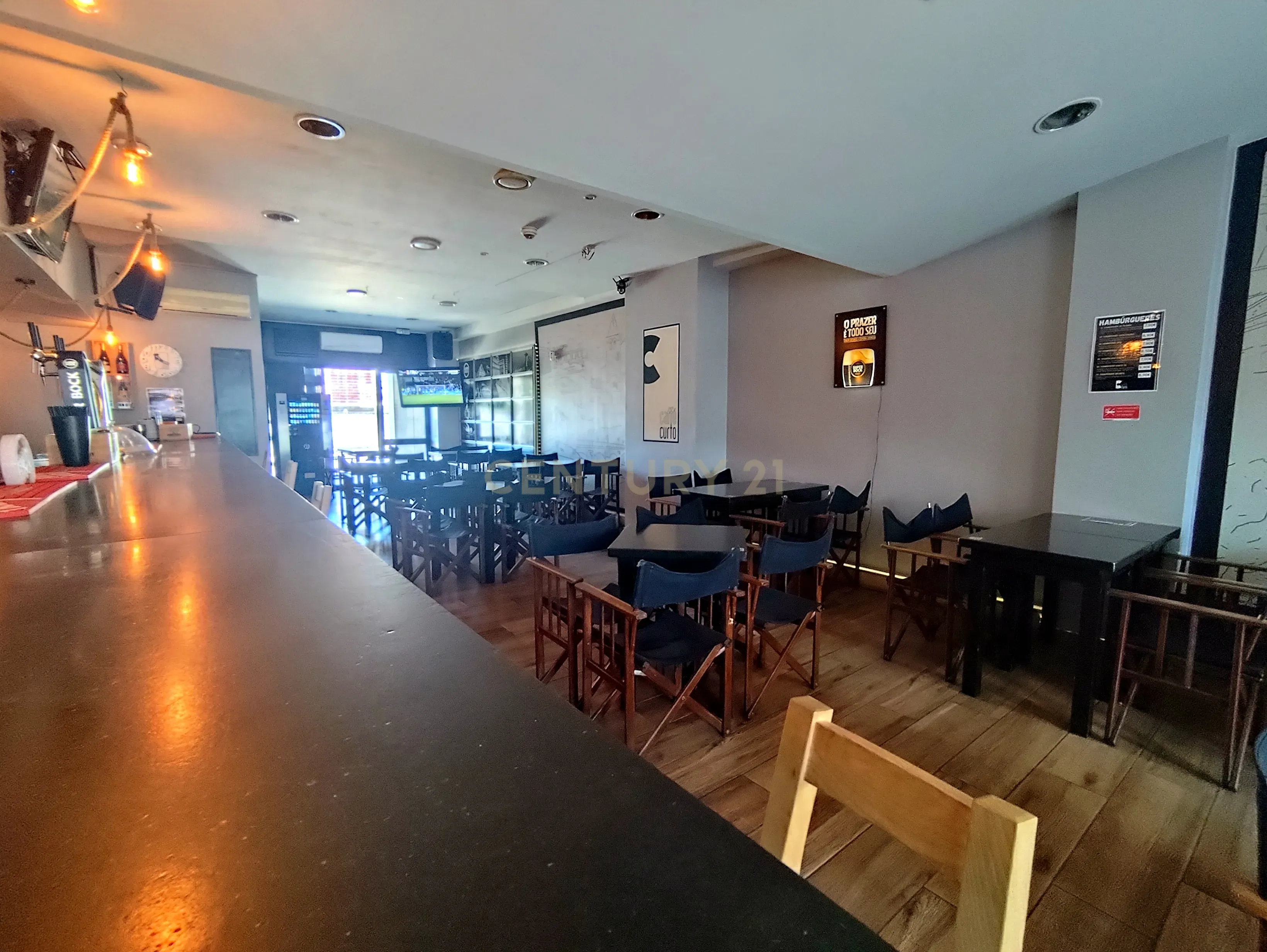 Fotografia 7 de Trespasse | Pub & Bar Café em Chaves