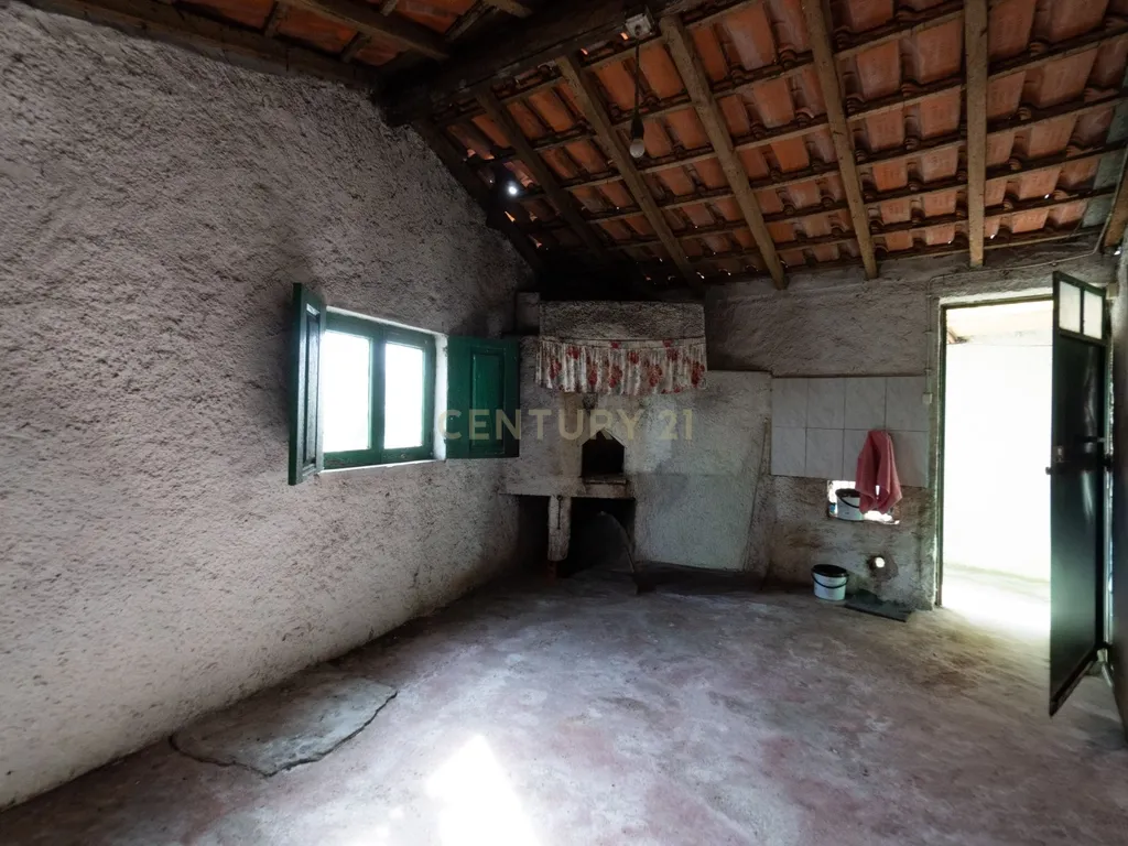 Moradia p/reconstrução com terreno no Forcado – Vila Nova de Poiares - Image 15