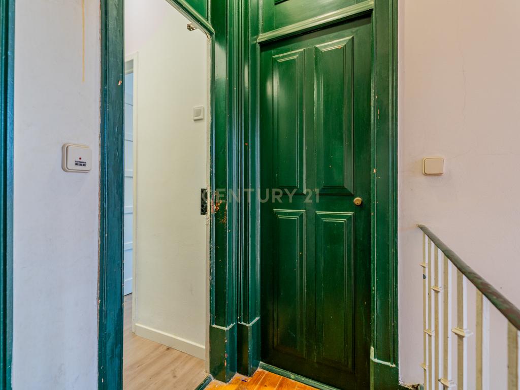 Apartamento T1 Remodelado na Penha de França – Lisboa - Image 4