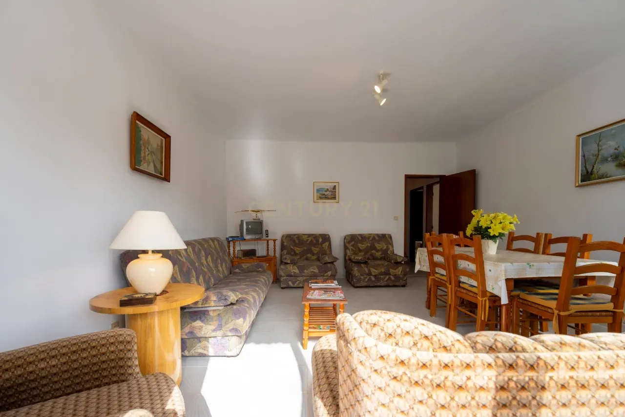 Fotografia 9 de Apartamento T3 excelentes áreas, varandas em todas as divisões, Vale de Caranguejo, Tavira