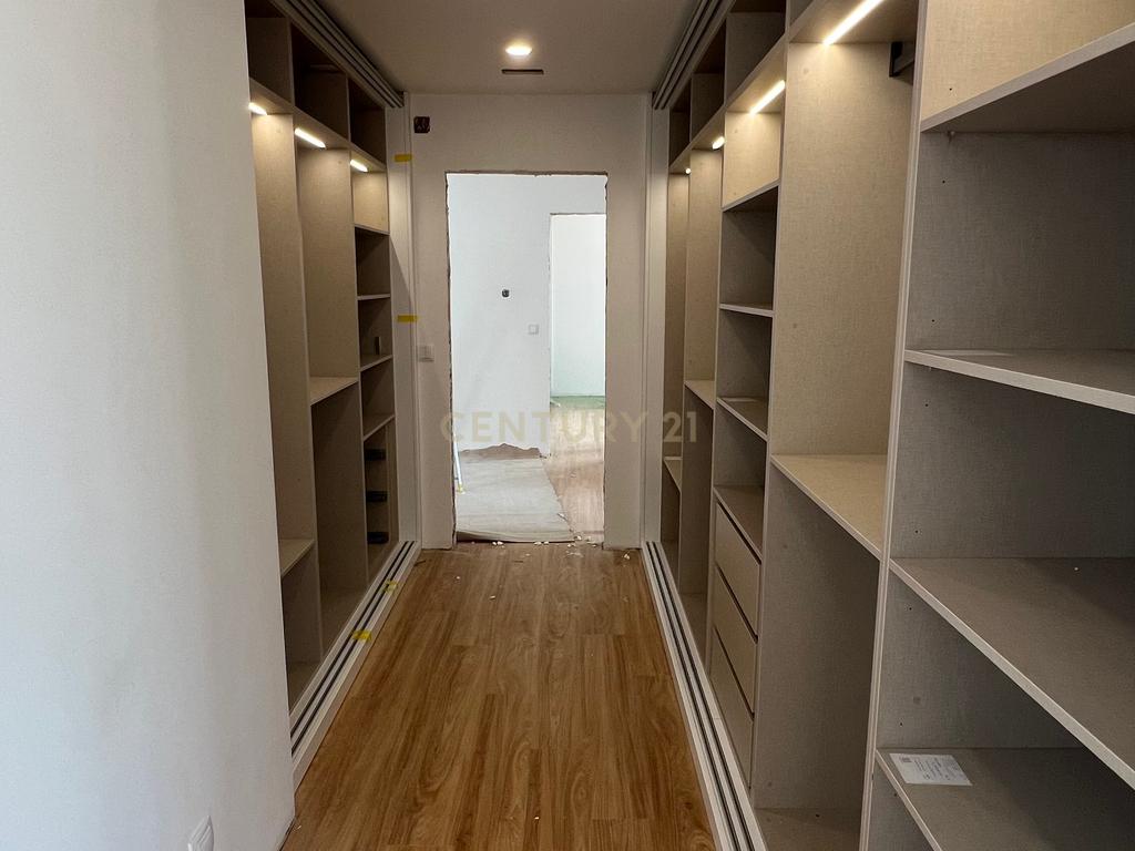 Moradia moderna T4 em construção na Rinchoa - Image 26