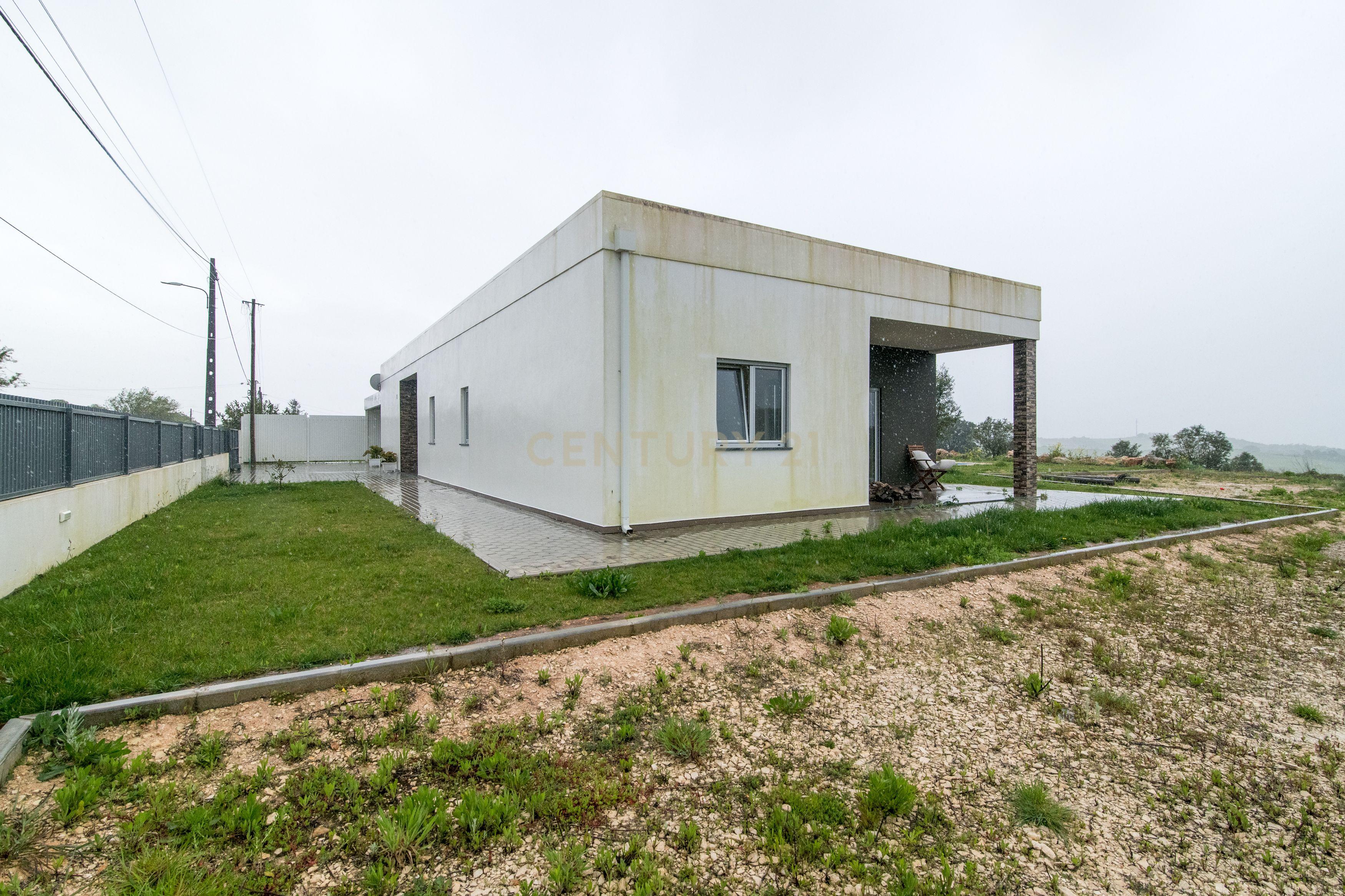 Magnífica Quinta com Moradia Moderna, Piscina e 1 Hectare de Terreno - Image 42