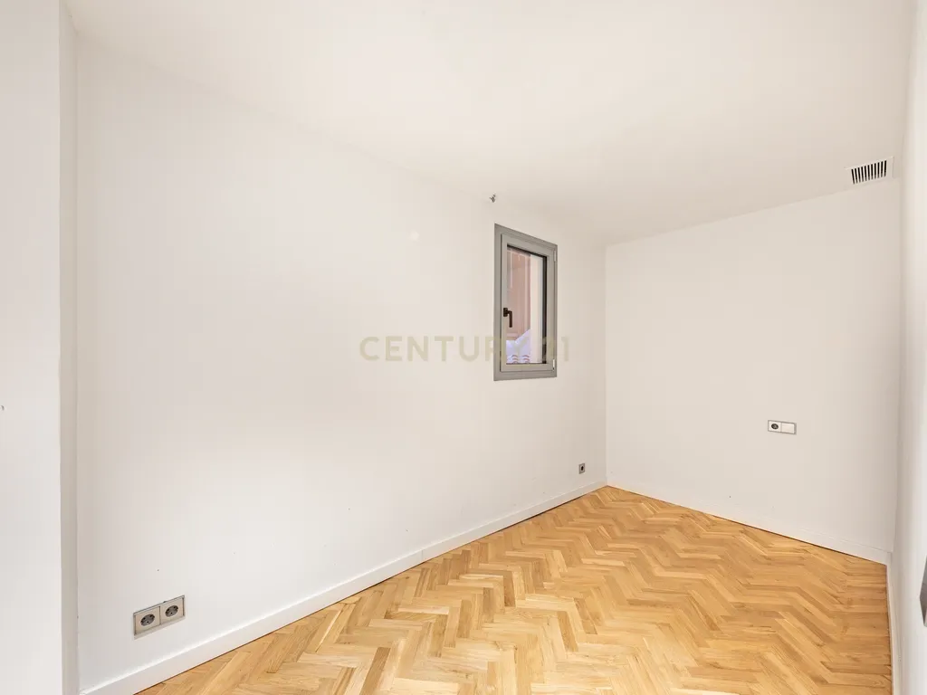 Espetacular apartamento renovado de 220 m² com 4 quartos - Image 15