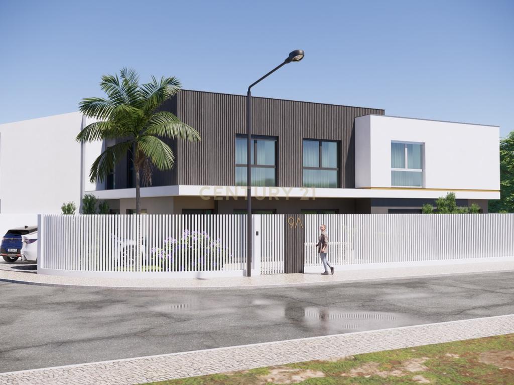 Moradia Nova T4 - São Domingos de Rana - Image 1