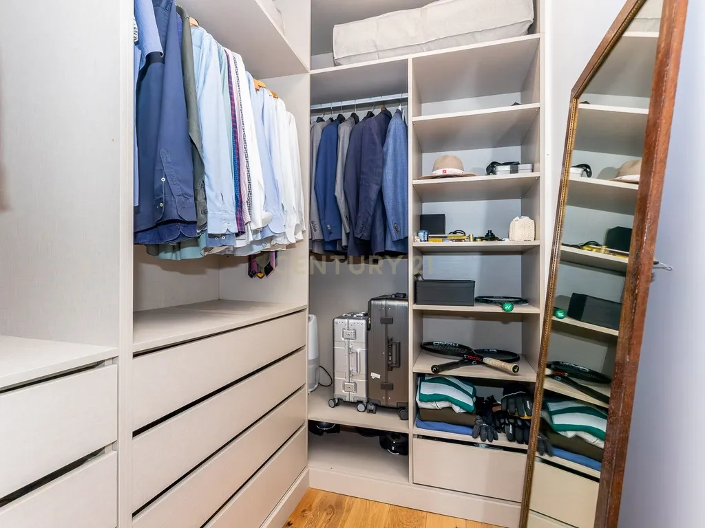 T3 Remodelado com Suite com closet e Parqueamento para Arrendamento em Algés/Miraflores - Image 29