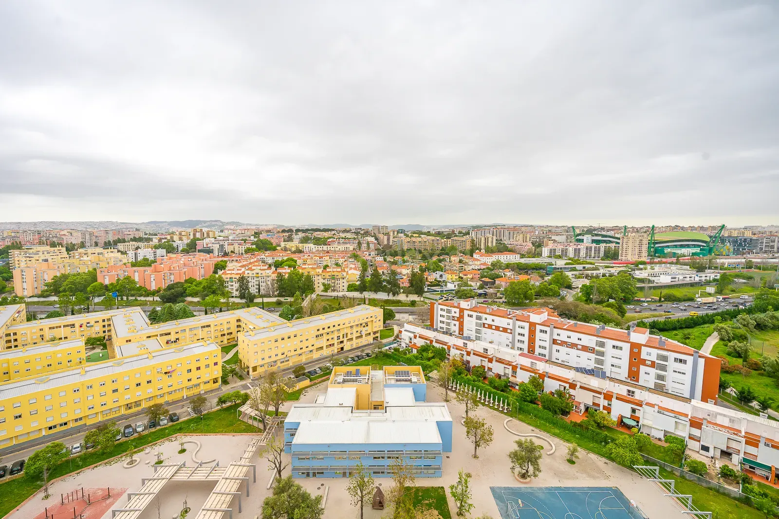 Arrendamento T1 em Alvalade/ Campo Grande 1.700 euros - Image 1