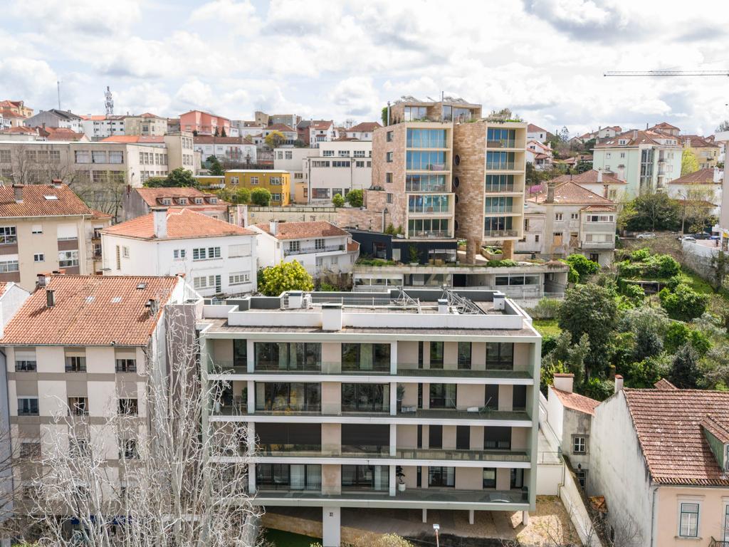 Requintada Penthouse T6 em Celas - Coimbra - Image 38