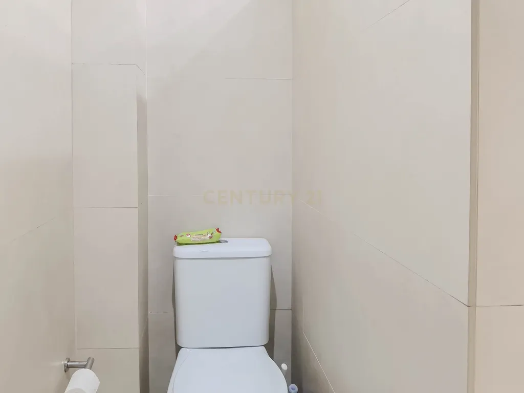 Luxuosa Moradia T3 em Gondomar com Vista Panorâmica e Piscina - Image 29