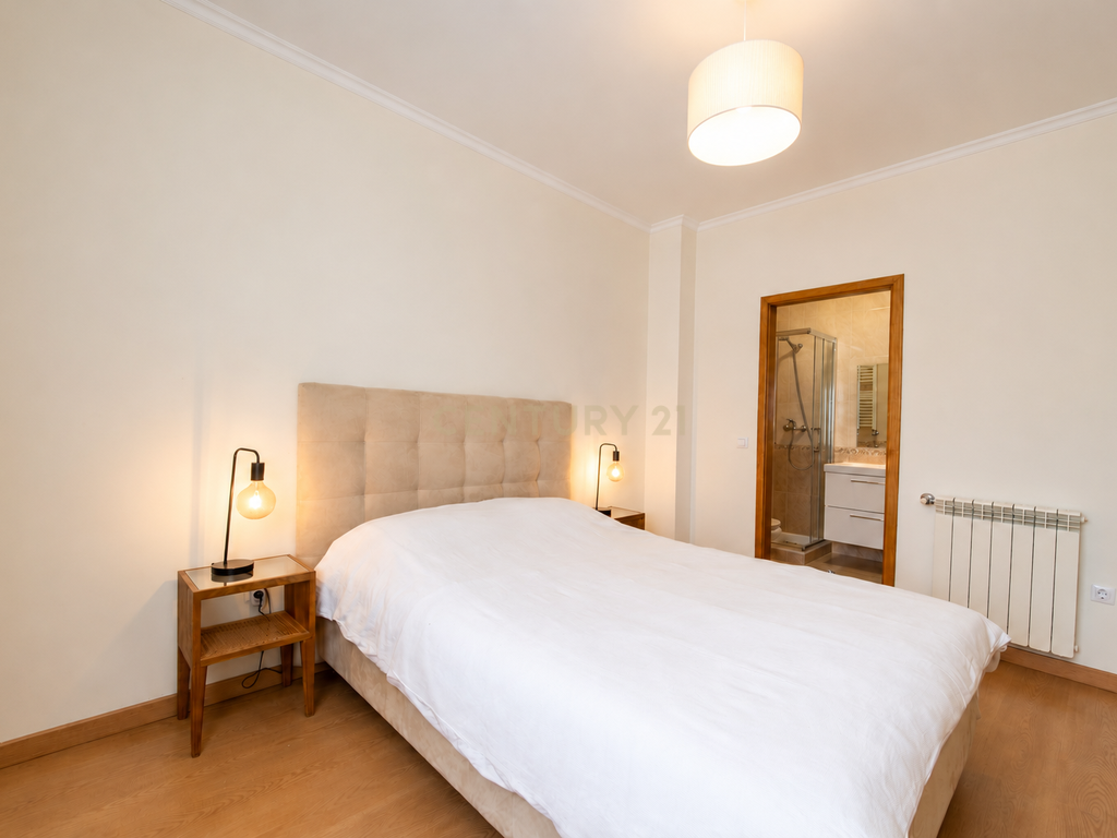 Apartamento T2+1 com Suite, Escritório, Varanda e Garagem | Senhora da Hora - Image 12