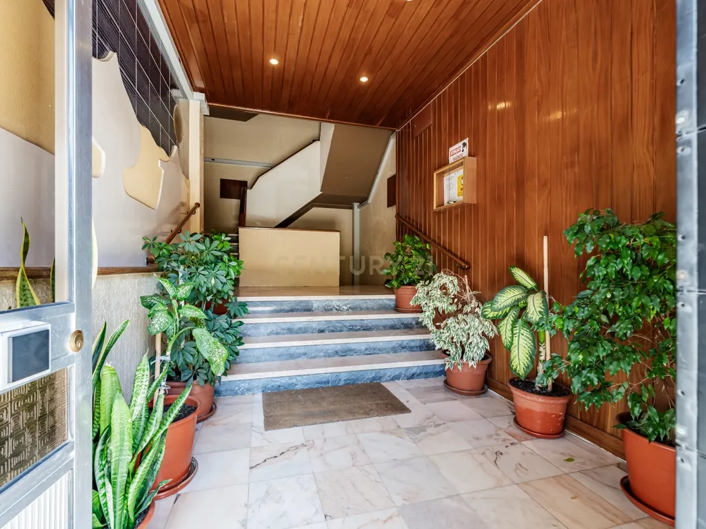 Apartamento T3 em Corroios - Alto do Moinho - Image 28