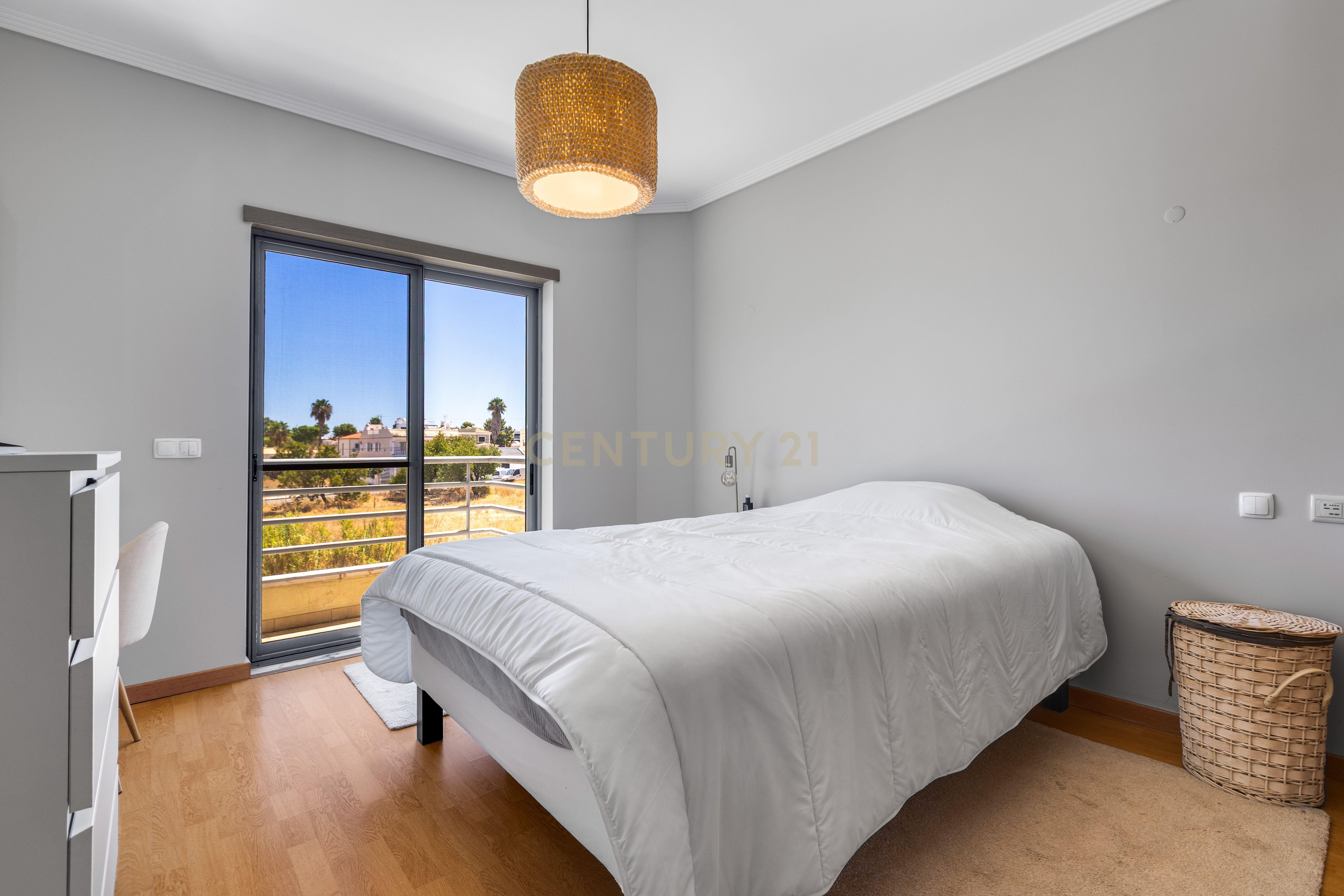 Apartamento T3 à venda em Quelfes, Olhão — foto 20