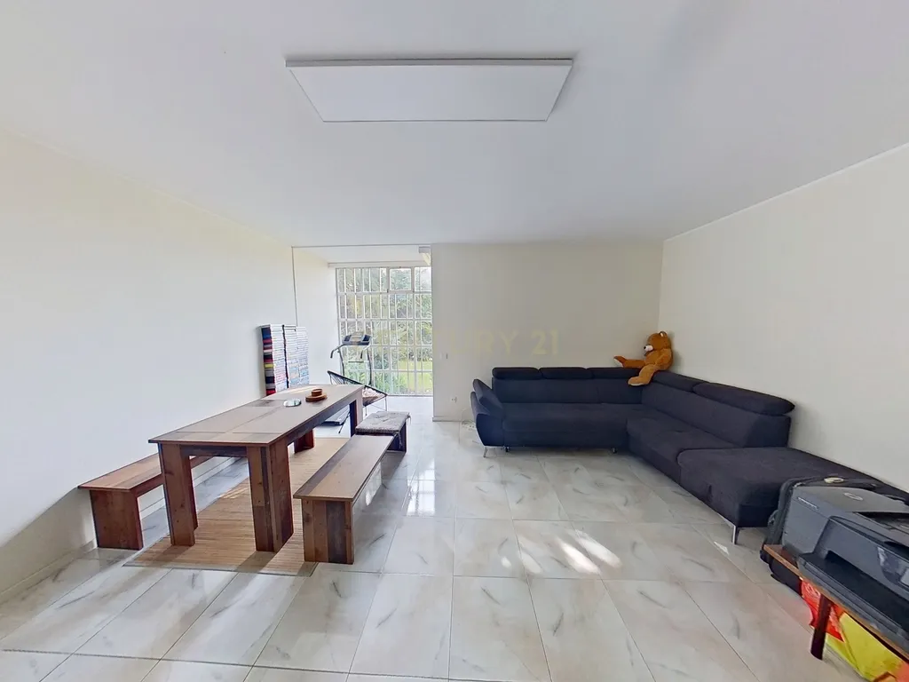 T3 duplex para venda. Porto, Av. Fernão de Magalhães - Image 5