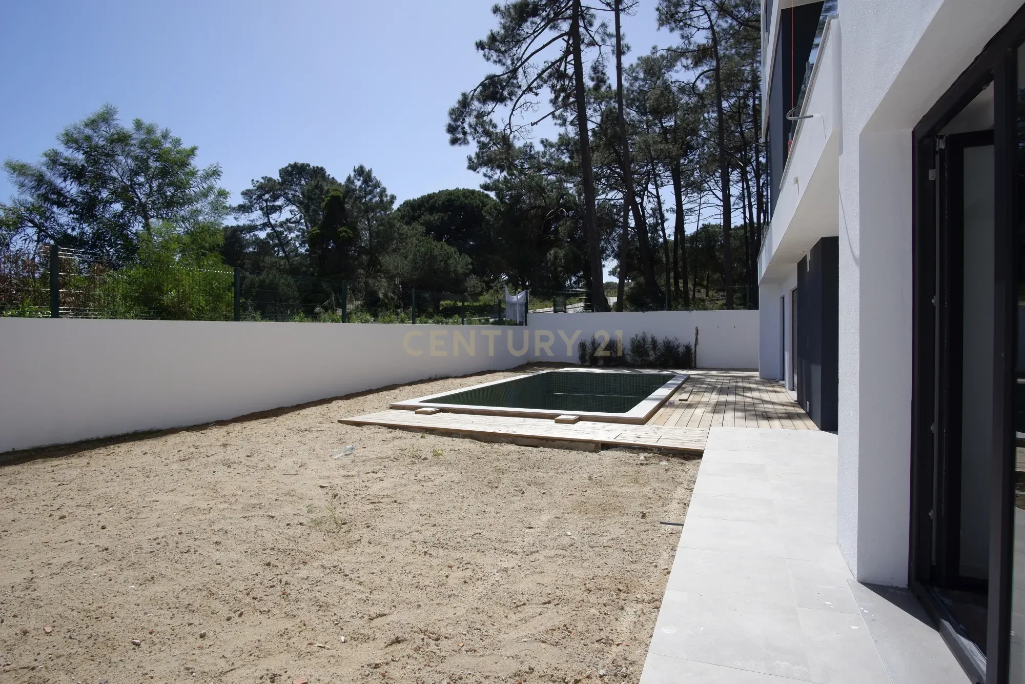 🌿 Moradia de Sonho Pronta a habitar na Avenida do Mar T5 com piscina – Aroeira - Image 46