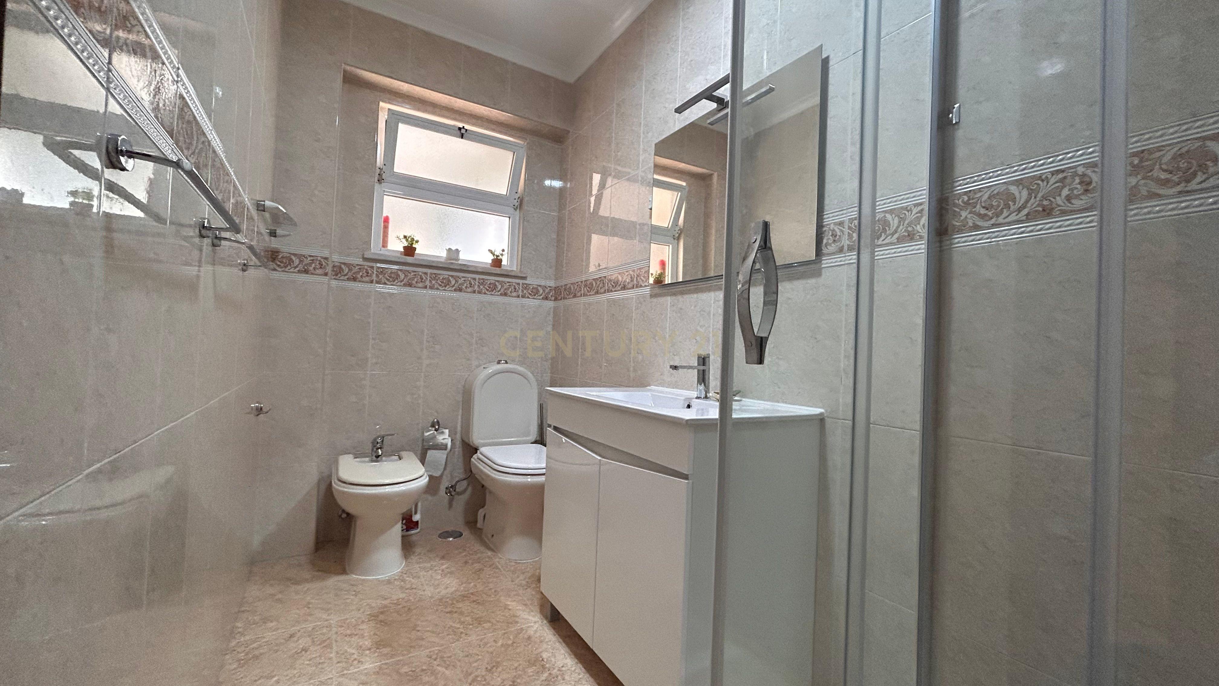 Fotografia 10 de Apartamento T3 para Arrendamento em Moscavide | 3.º Andar sem Elevador