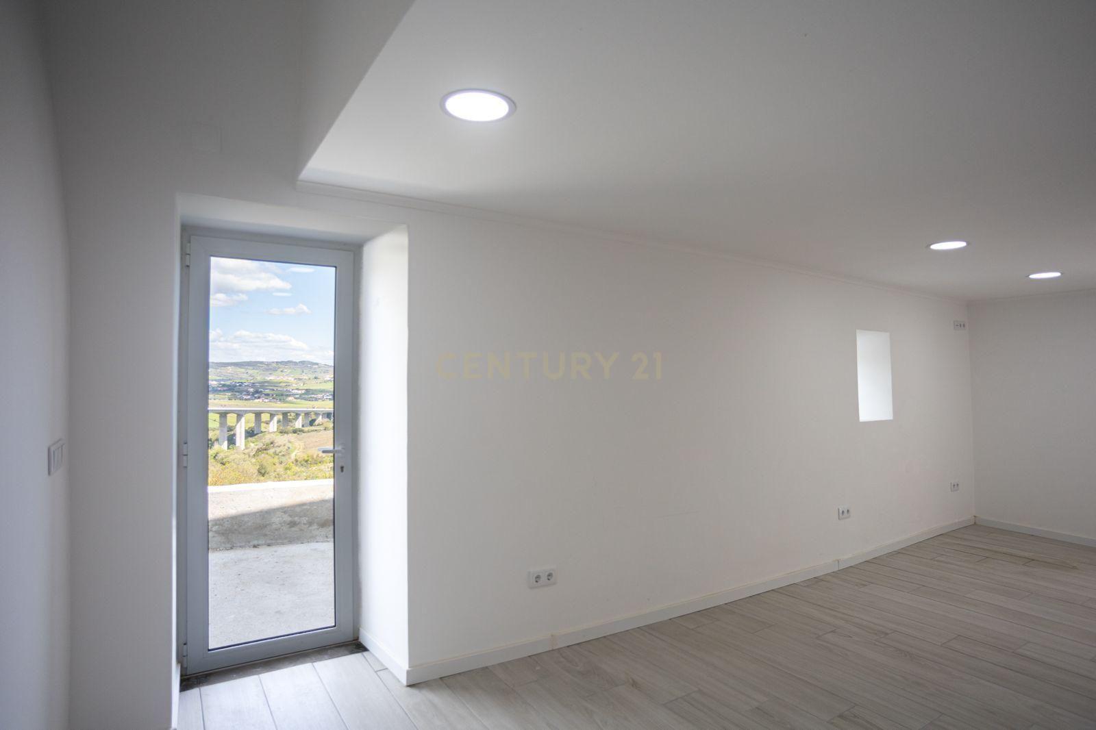 Moradia T2 - Arruda dos Vinhos - Image 20