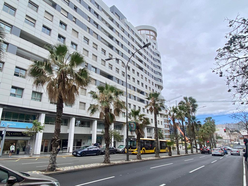 Avda. Mesa y López, Edificio Urbis, Las Palmas de Gran Canaria