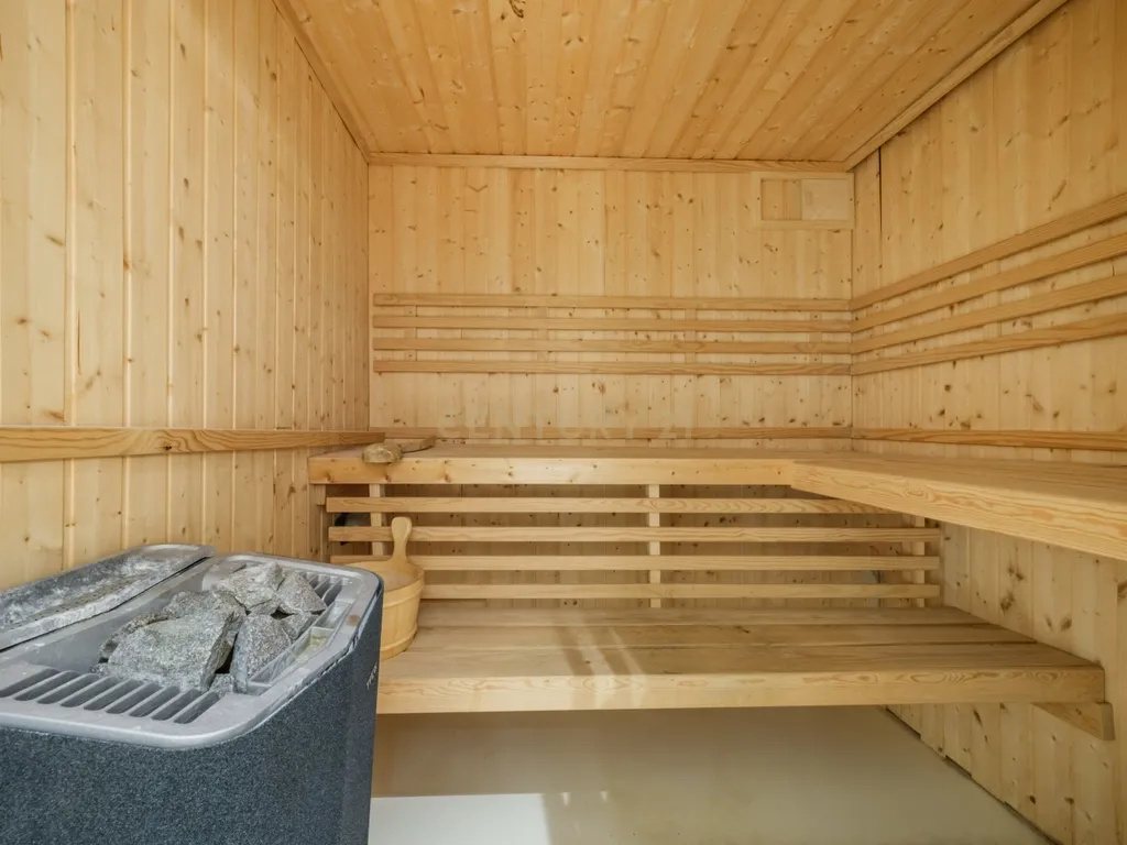Moradia de luxo contemporânea com 6 suítes na Quinta da Marinha, Cascais - Image 32