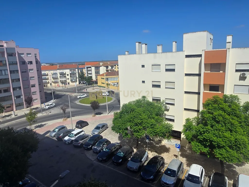 Apartamento T3 com suite e estacionamento | Fidalguinhos, Barreiro - Image 18