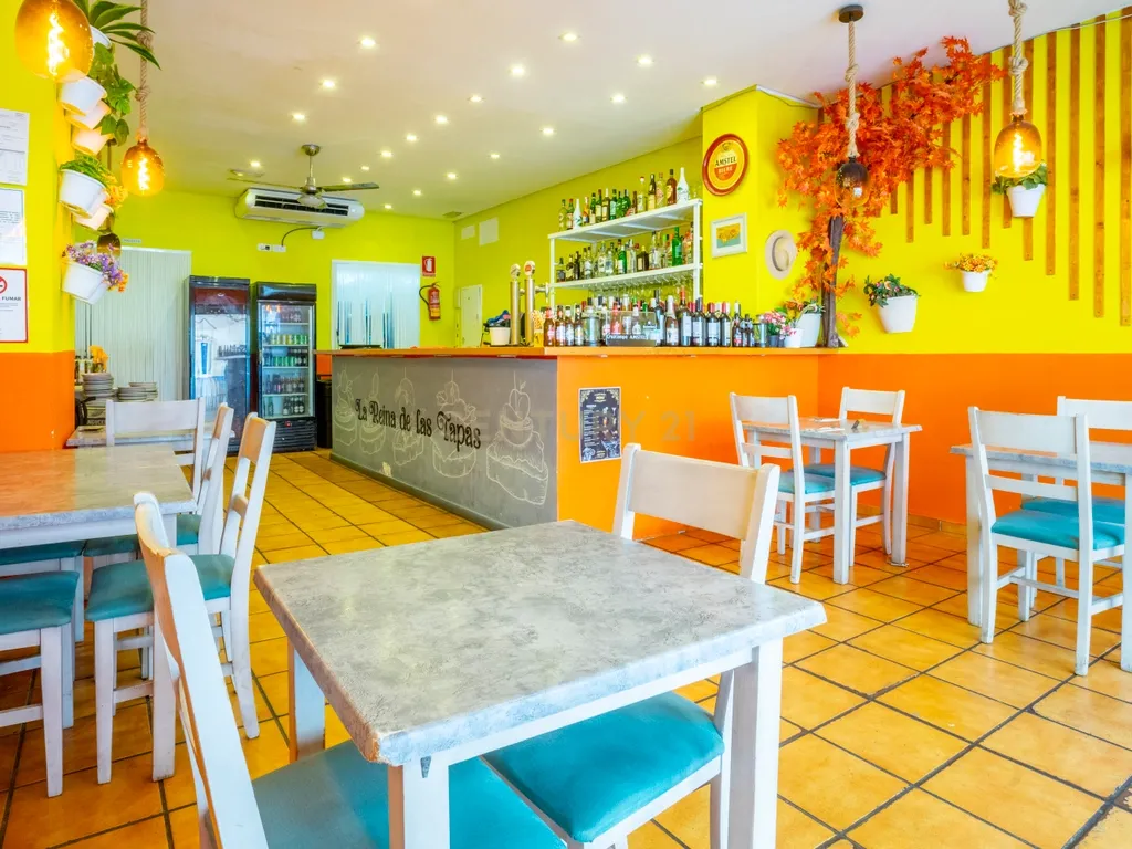 Restaurante de Alta Procura à Venda em Fuengirola: “La Reina de las Tapas” - Image 11