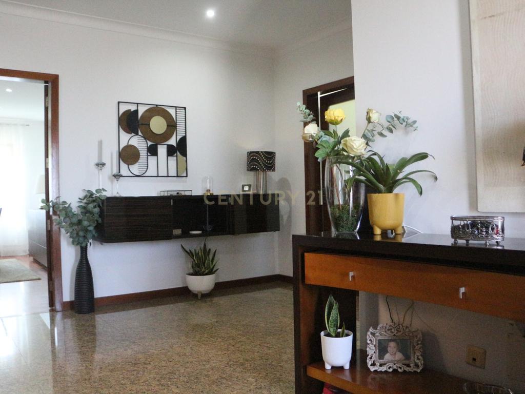 Moradia T5 em Casais Novos, Penafiel- Onde os sonhos em família ganham vida  - Image 5