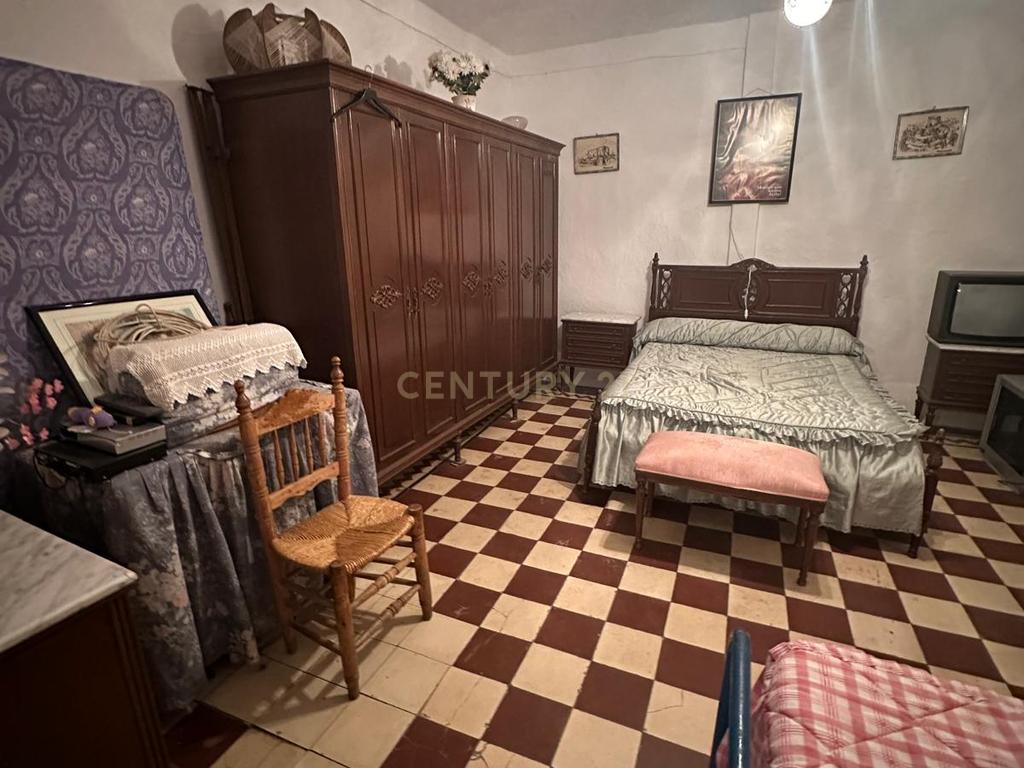 undefined - Image 16