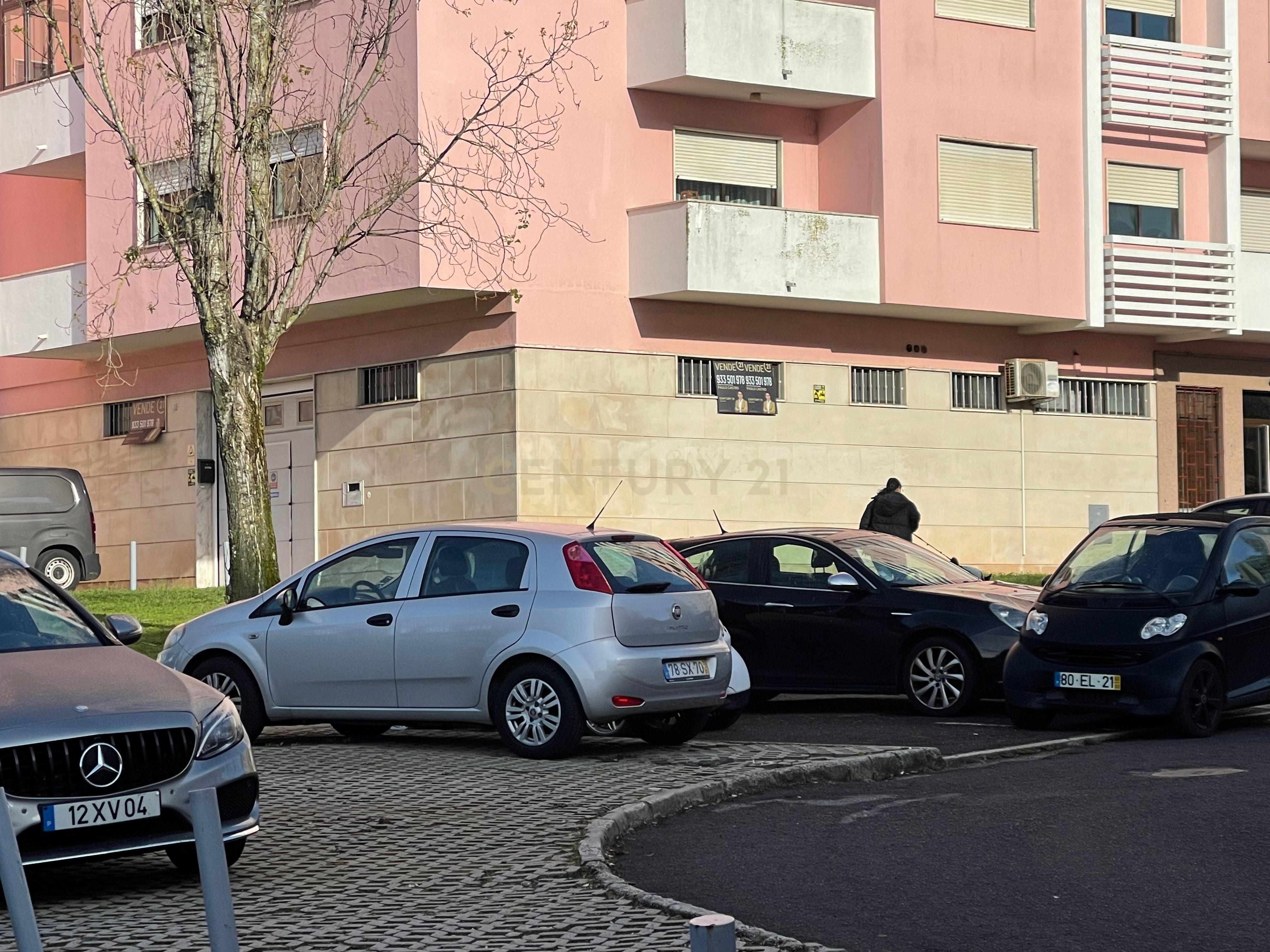 Garagem / Armazem 180m2 em Sao Marcos  - Image 3