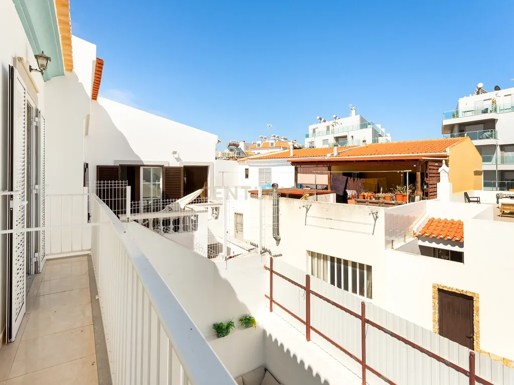 Moradia T3 com Terraço a 100m da Praia de Monte Gordo - Image 28