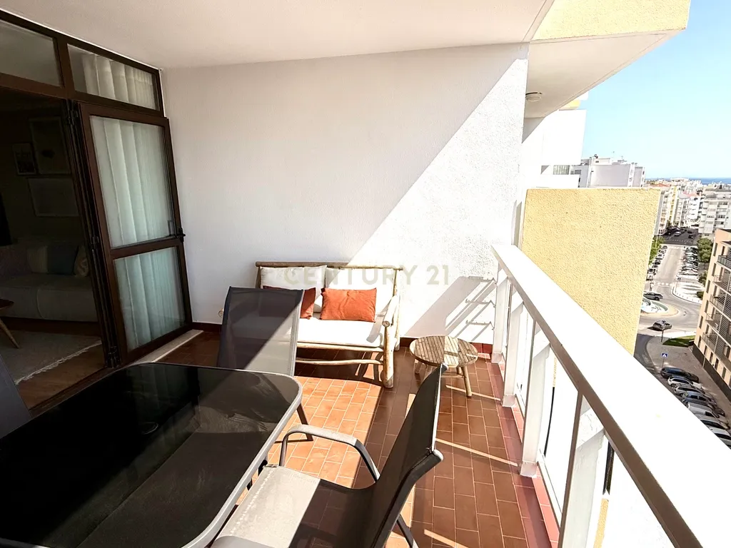 Apartamento T2 renovado em Armação de Pêra a 500 metros da praia. - Image 12