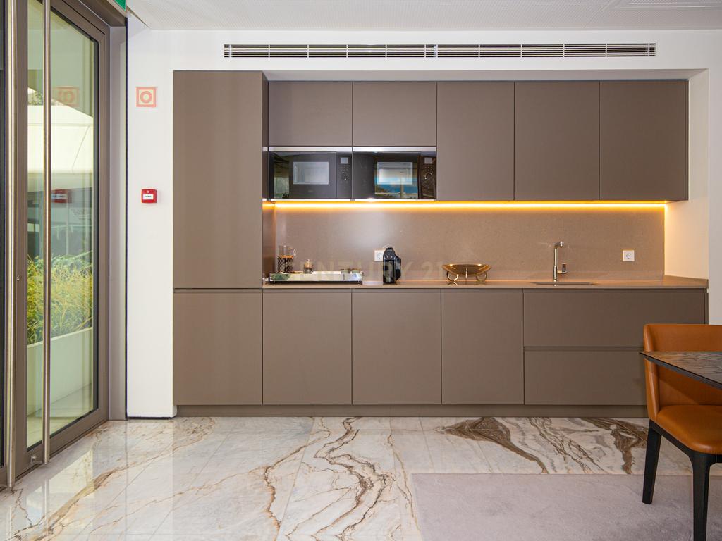 Apartamento de Luxo com 3 Quartos Virado a Sul na prestigiada Infinity Tower - Image 36