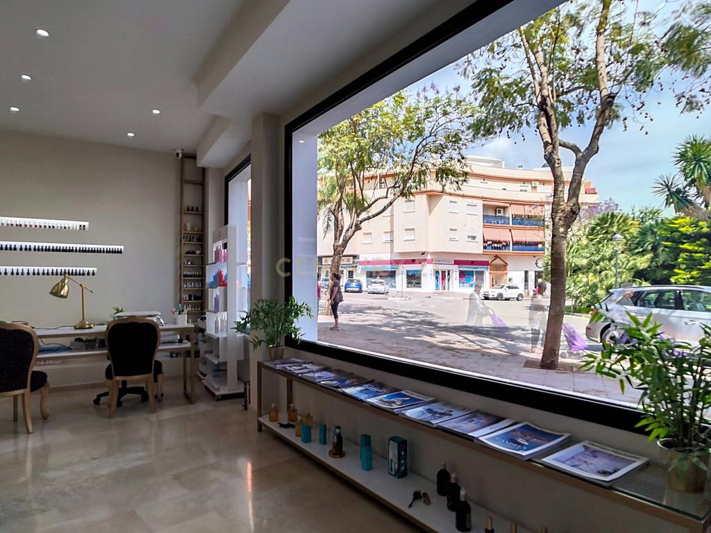 CESSÃO DE SALÃO DE ESTÉTICA EM ESTEPONA - Image 30