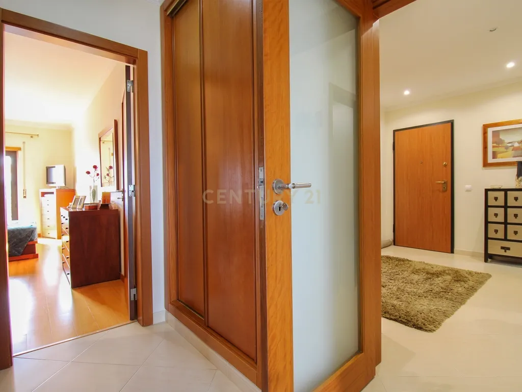 Apartamento T3 centro Palmela - Image 23