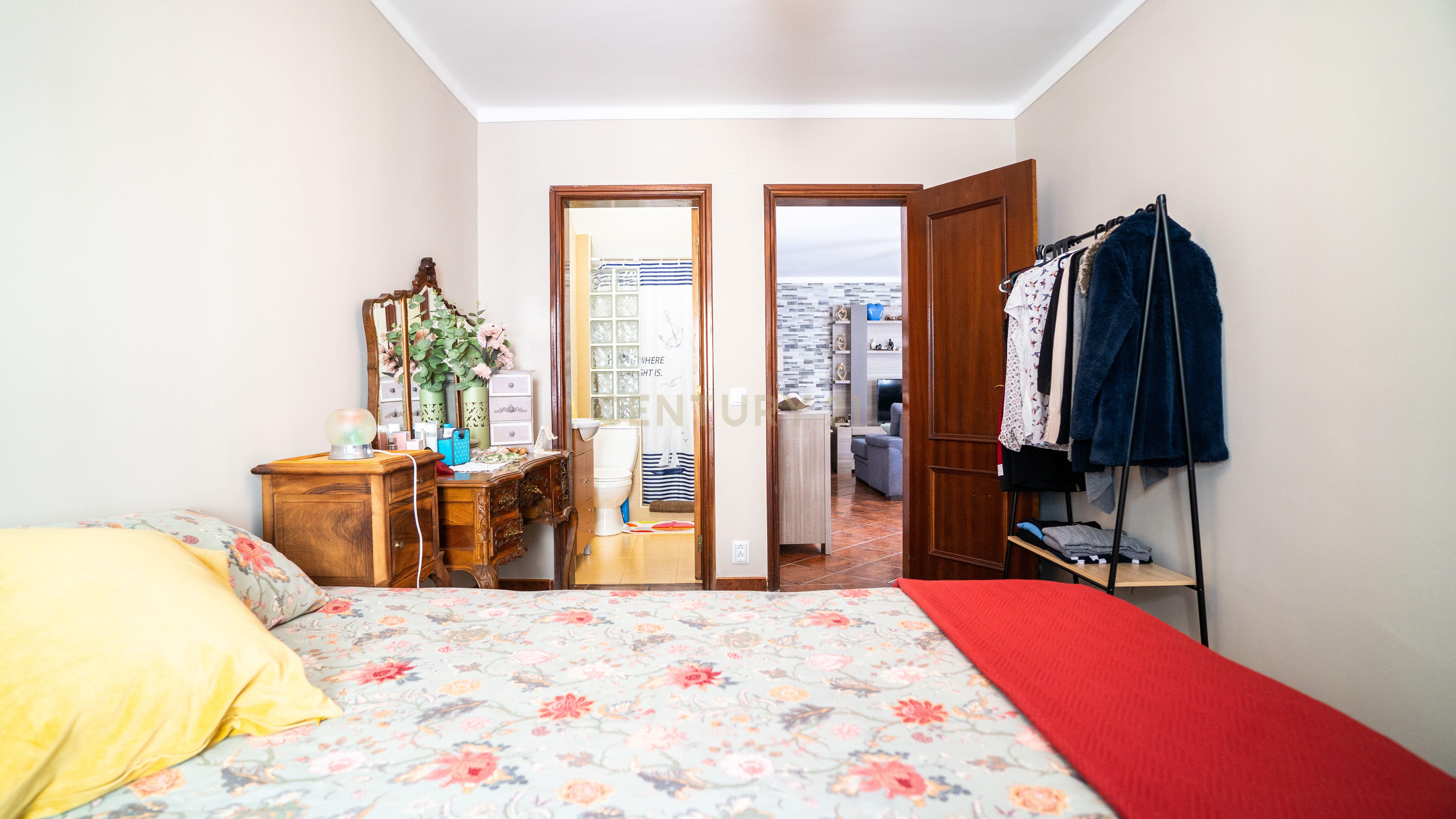 🏡 Moradia T4 Impecável em Olho Marinho – a poucos minutos de Peniche! - Image 11