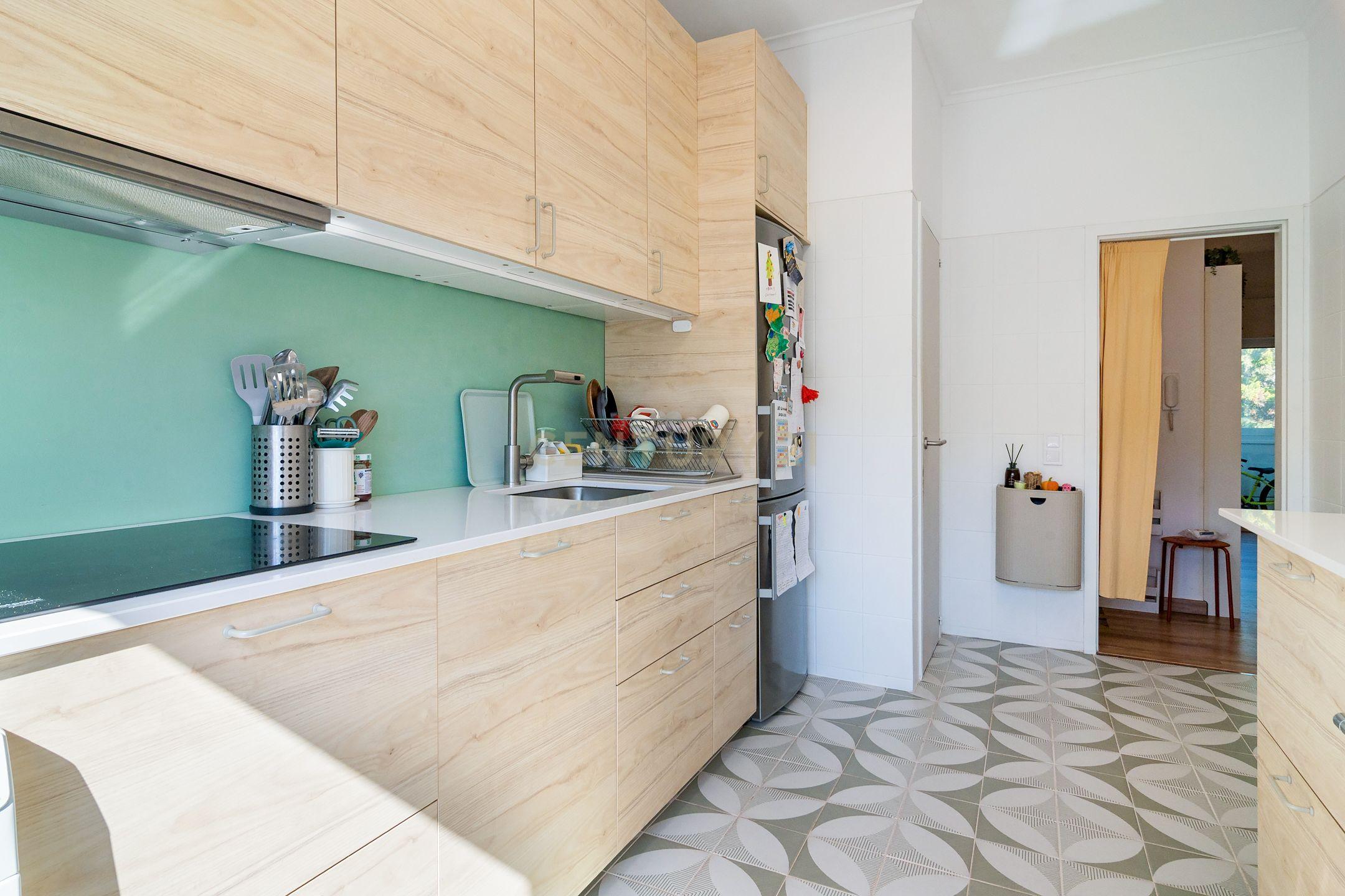 Fotografia 7 de T4 Duplex Mobilado e Totalmente Remodelado | Centro do Linhó | Vista Serra de Sintra