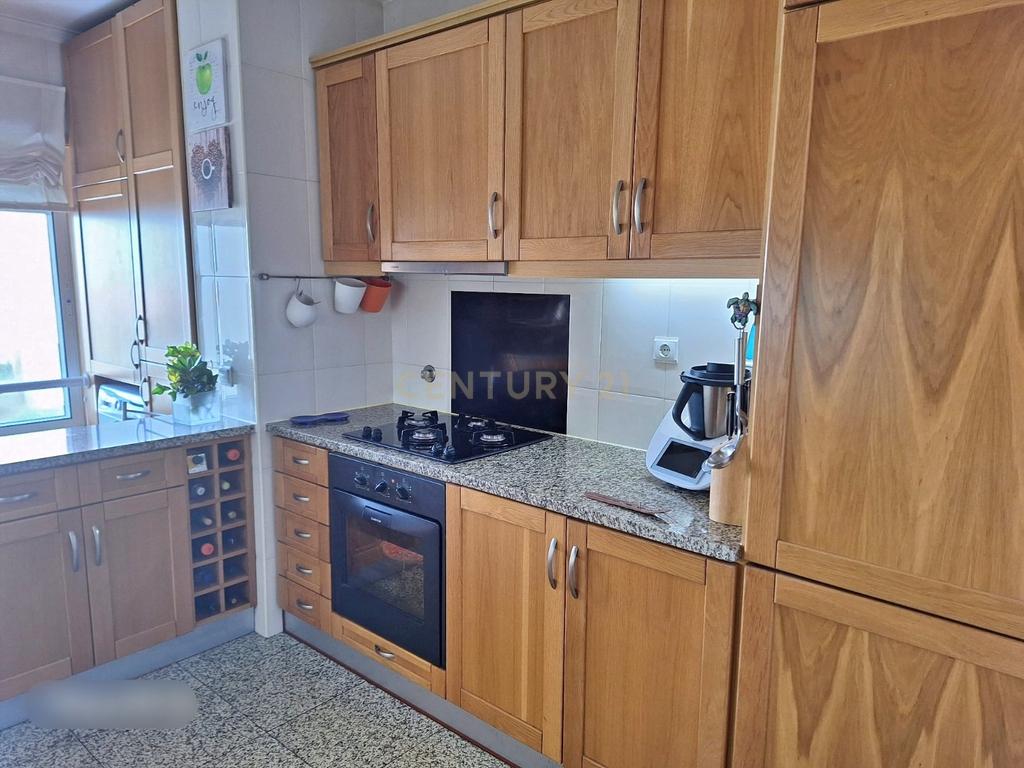 Apartamento T3 com Vista Mar em S. Félix da Marinha, Vila Nova de Gaia - Image 8