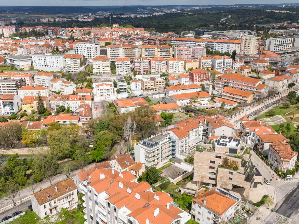 Requintada Penthouse T6 em Celas - Coimbra - Image 48