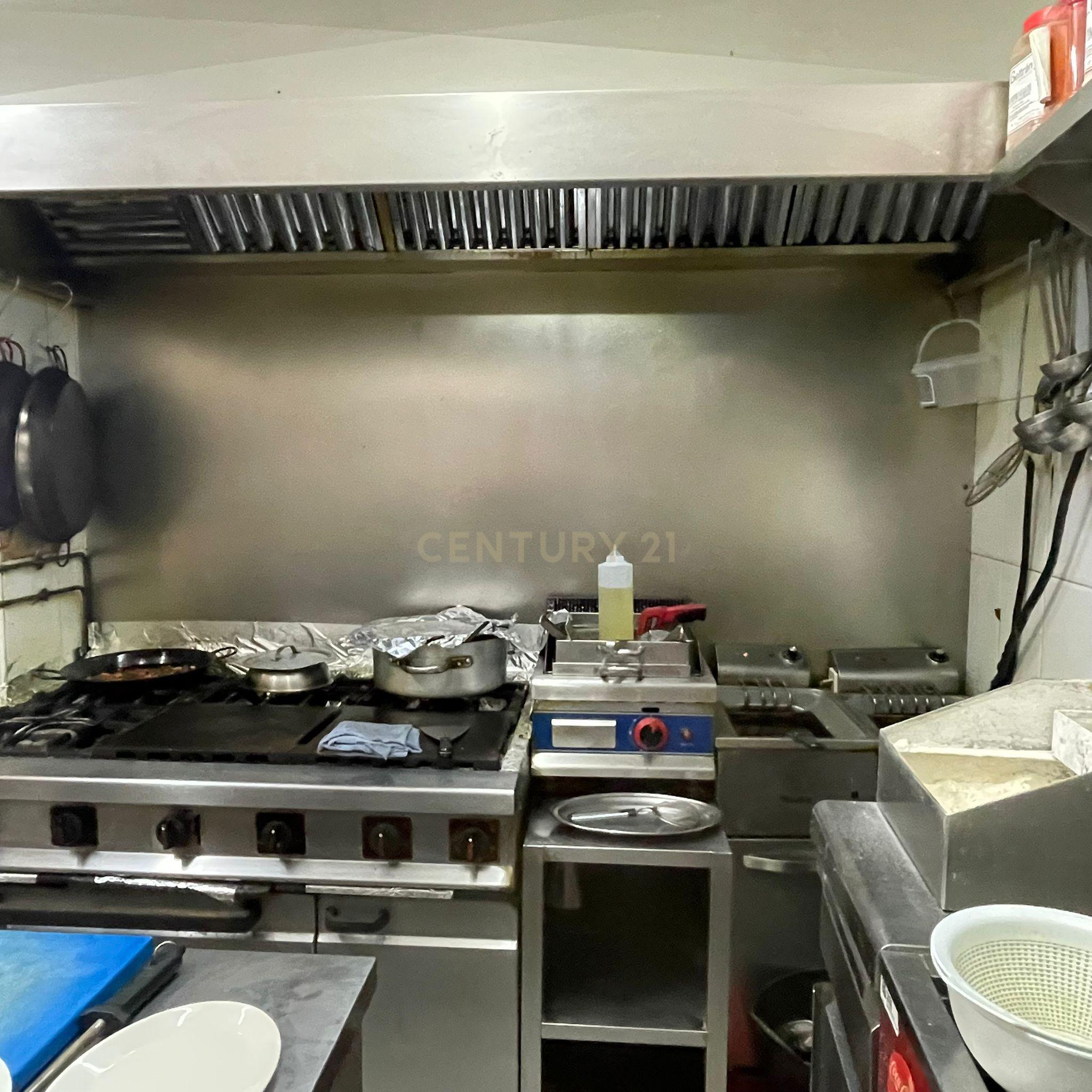 Restaurante arrendado em La Carihuela Torremolinos, excelente localização perto do mar! - Image 8