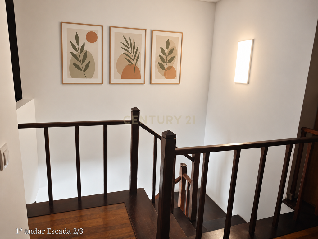 T4 DUPLEX COM 288,50 M², TERRAÇO PRIVATIVO DE 310 M² E ESTACIONAMENTO PARA 7 CARROS — A POUCOS MINUTOS DE LEIRIA - Image 24
