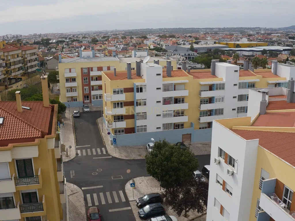 Apartamento T3 com garagem em box e Wallbox | São Domingos de Rana, Cascais - Image 34