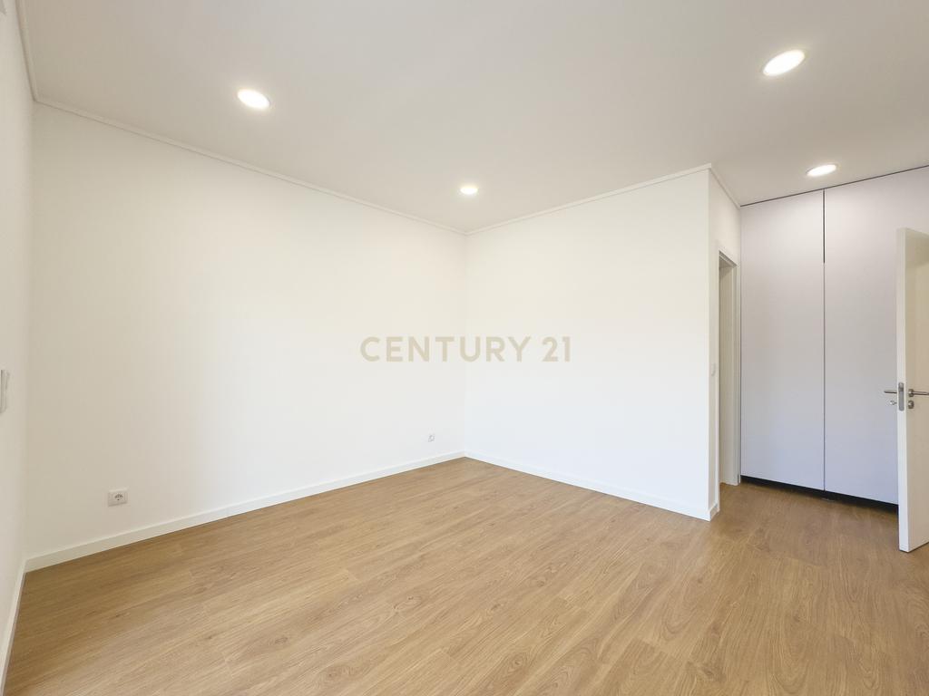 Oportunidade em Campo de Ourique - Image 21