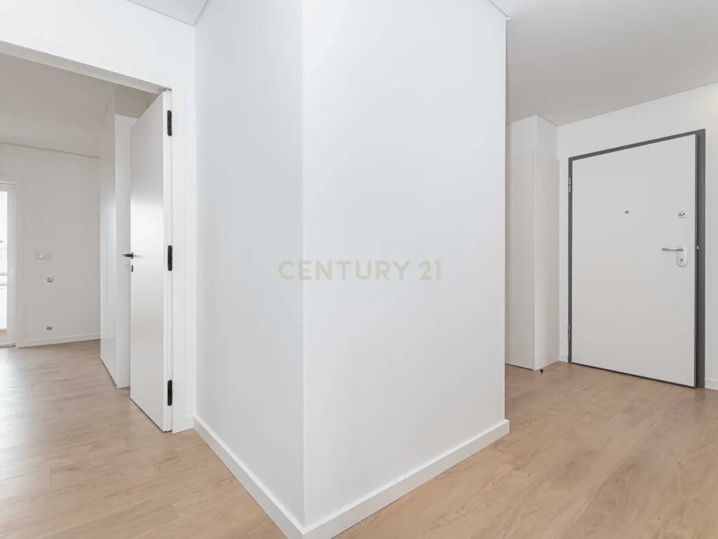 Apartamento Novo T2, com varandas, garagem e arrecadação em Mafra - Image 23